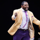 Illustration for article titled Ray Lewiss Hall Of Fame Speech Was Actual Frothing Madness